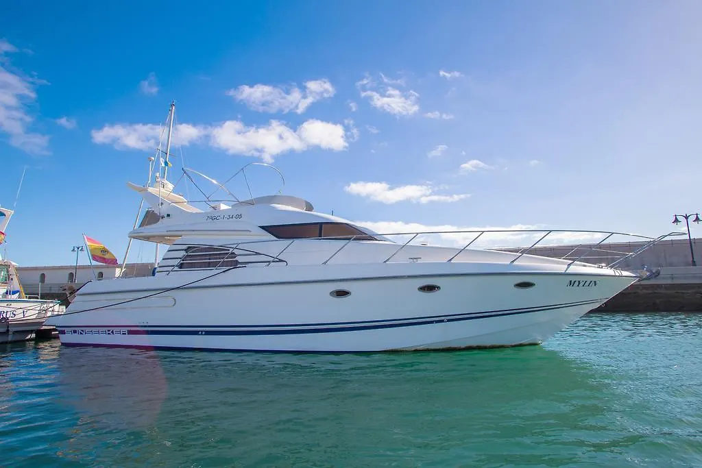 Lanzarote Yacht Hotel contacts