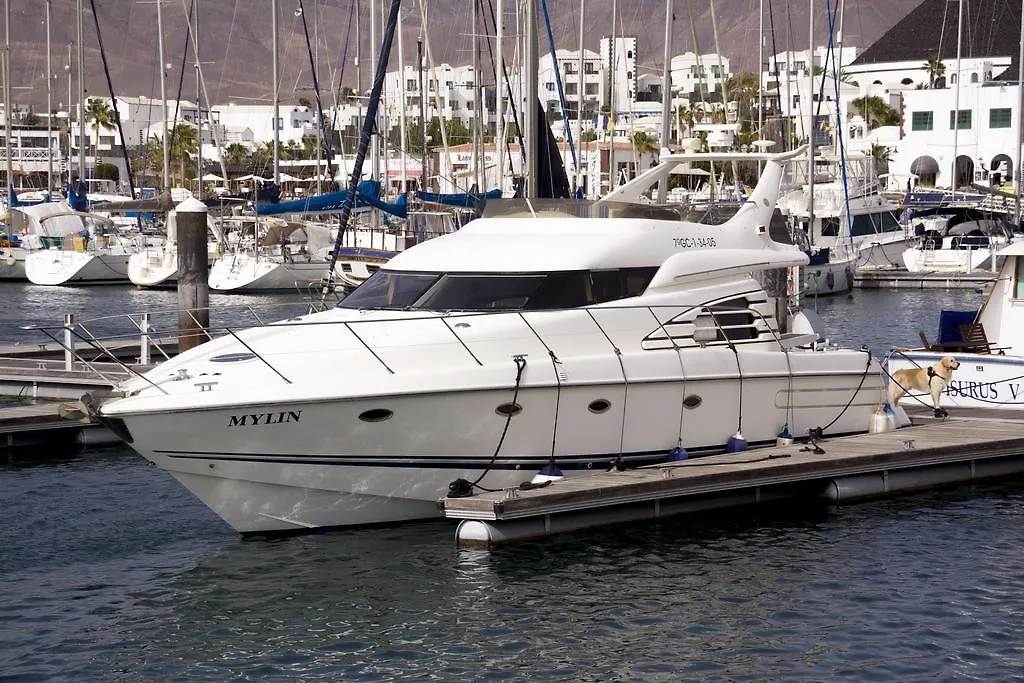 Botel Lanzarote Yacht Hotel Playa Blanca